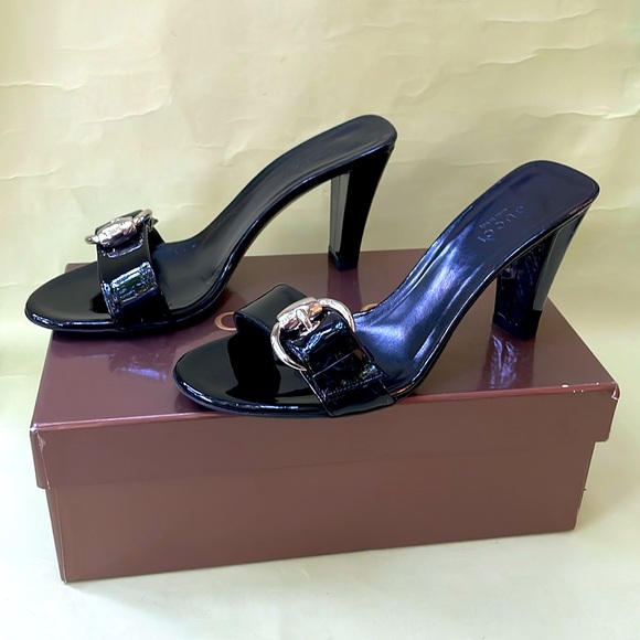 Vintage black/silver Gucci patent leather heels in original box - Picture 2 of 16